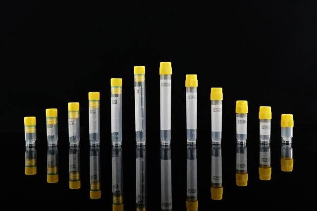 How to Select the Right Cryogenic Storage Vial for your Laboratory