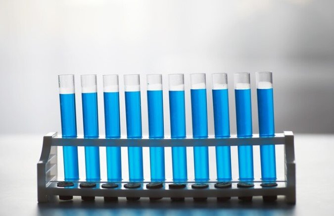 The Benefits of Using Plastic Class A Graduated Cylinders in Labs